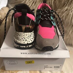 Steve Madden Cliff Women's Pink and Black Sneakers